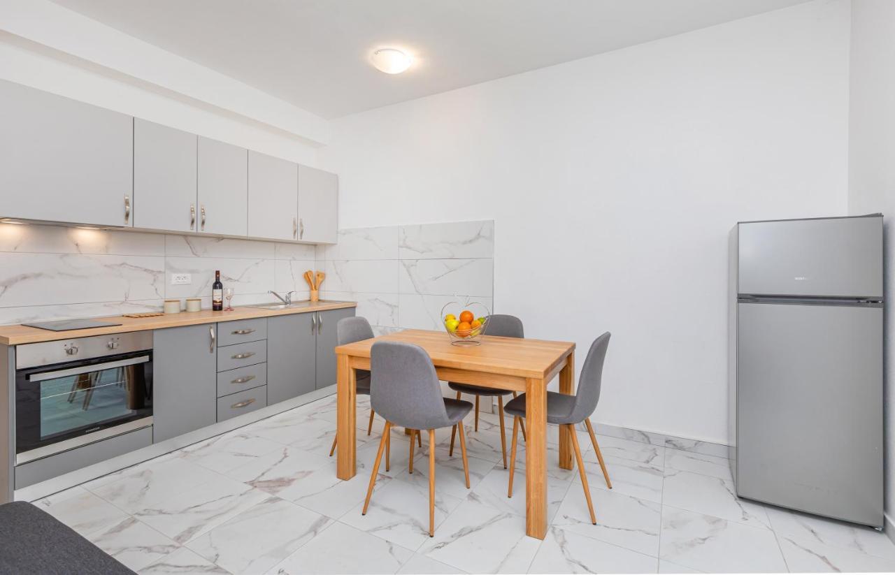 Olive Tree Apartment 1 Prijevor Ngoại thất bức ảnh