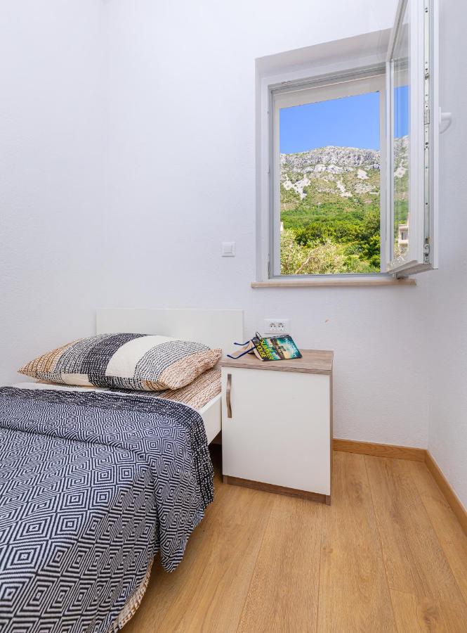 Olive Tree Apartment 1 Prijevor Ngoại thất bức ảnh